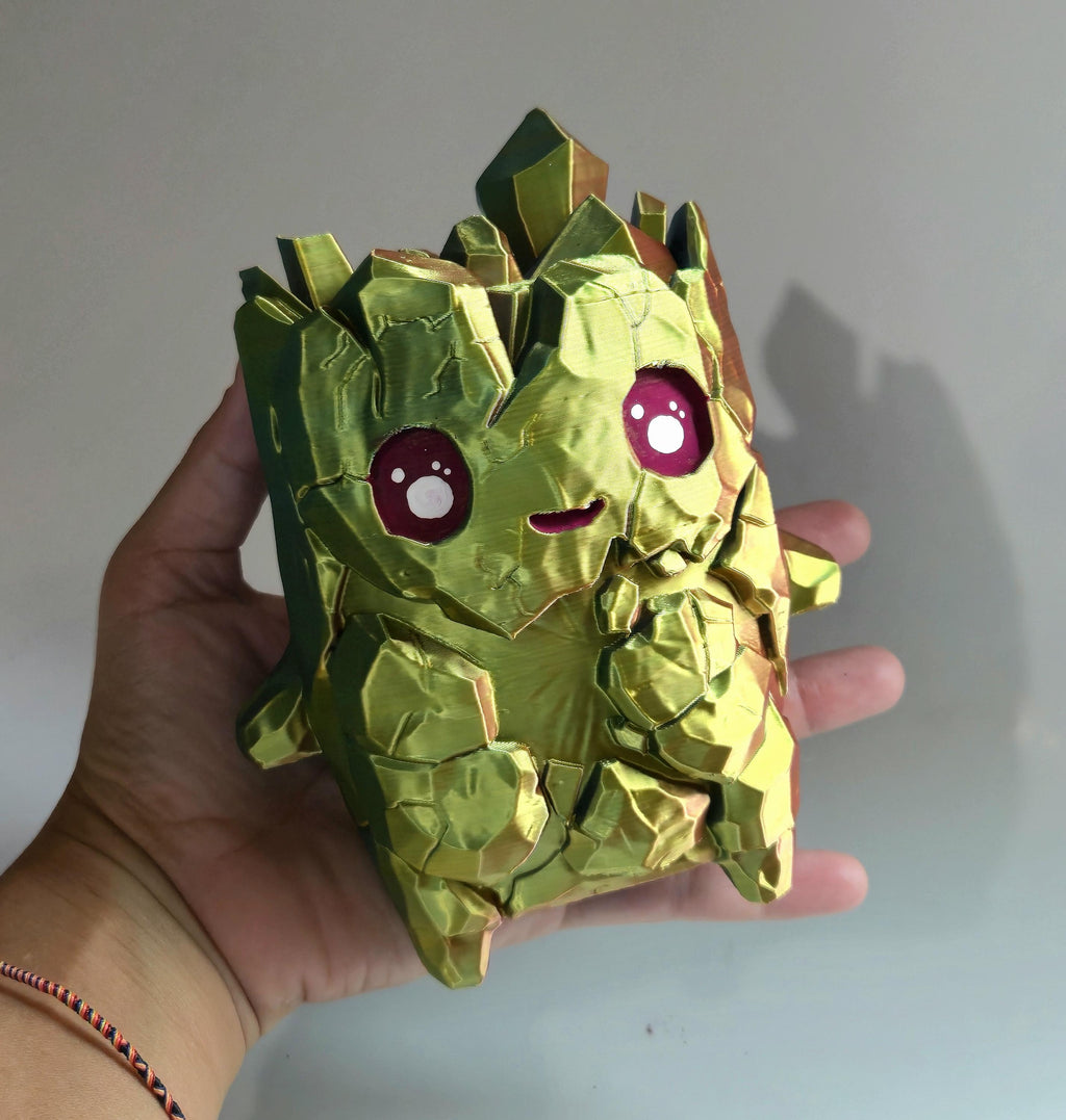 Large Holographic Zero Point Sprite – Color Shifting 3D Printed Sprite – Hand Painted Eyes – Kawaii Gamer Desk Decor – Collectible Figure